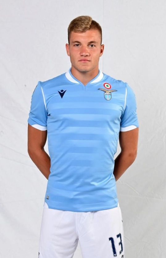 万博体育全站APP-字母哥再迎帮手