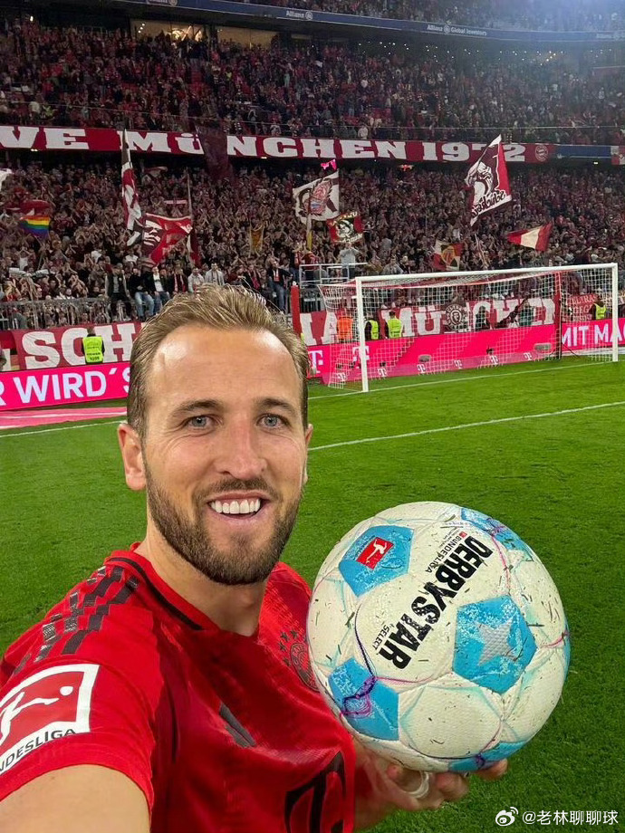 拜仁慕尼黑humanrace球衣